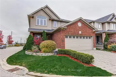 400 SKYLINE Avenue 20, London North, ON N5X 0B3