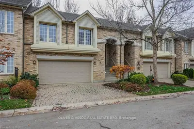 519 RIVERSIDE Drive 13, London North, ON N6J 4Y6