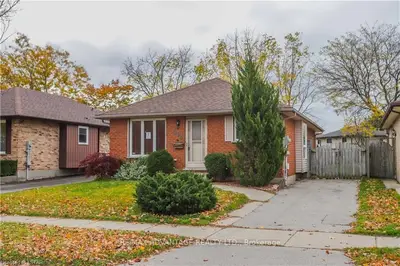 304 BOURNEMOUTH Drive, London East, ON N5V 4C6