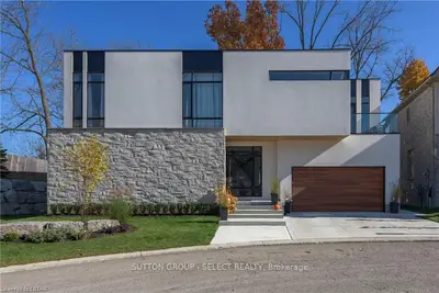 567 ROSECLIFFE Terrace 32, London South, ON N6K 0E2