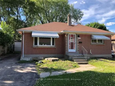 1576 HANSULD Street, London East, ON N5V 1Y5