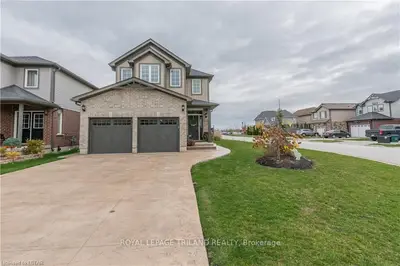 712 GUINESS Way, London North, ON N5X 0C6