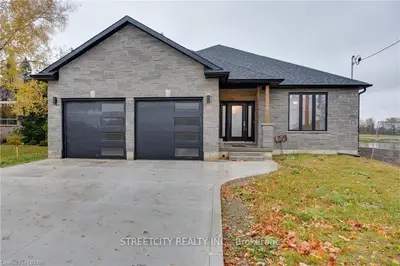 159 Quarter Town Line Road, Tillsonburg, On N4g 4g8