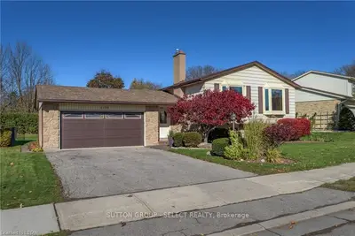 1177 PRINCE PHILLIP Drive, London North, ON N6H 4G1