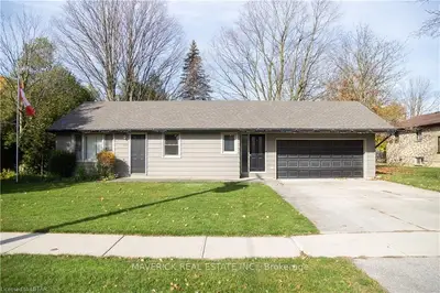 130 GIDLEY Street W, South Huron, ON N0M 1S2