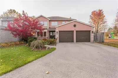 120 LAUREL Crescent, London North, ON N6H 4X7