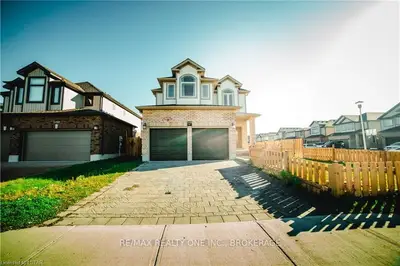 3468 GEORGEHERIOT Lane, London South, ON N6L 0E2