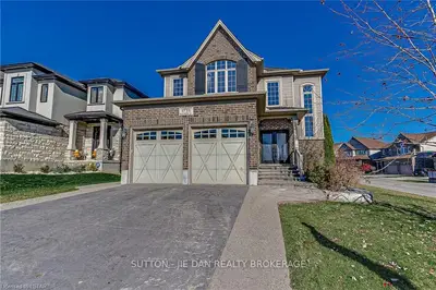 1733 BEAVERBROOK Avenue, London North, ON N6H 0E4