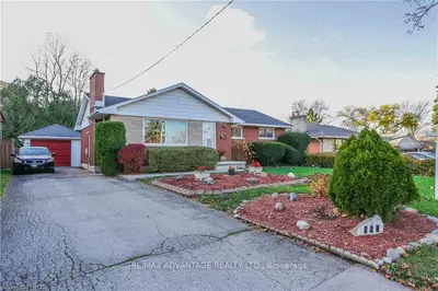 513 BEACHWOOD Avenue, London South, ON N6J 3K2