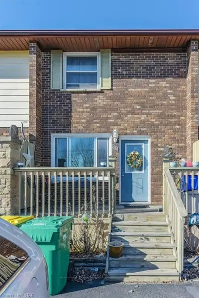 136 SYMES Street A, Southwest Middlesex, ON N0L 1M0