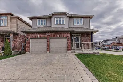 658 SPRINGWOOD Crescent, London North, ON N6G 0H9