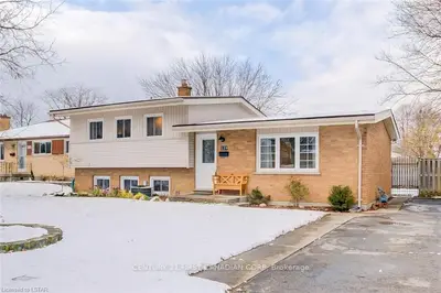 129 GOLDWICK Crescent, London East, ON N5V 2K9