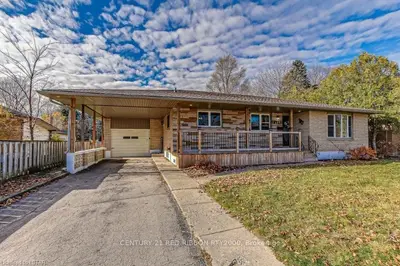 332 BEATTIE Street, Strathroy-Caradoc, ON N7G 2X4