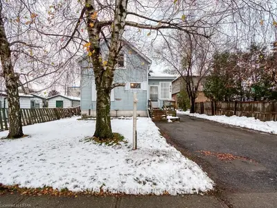 884 Nellis Street, Woodstock, On N4s 4c5