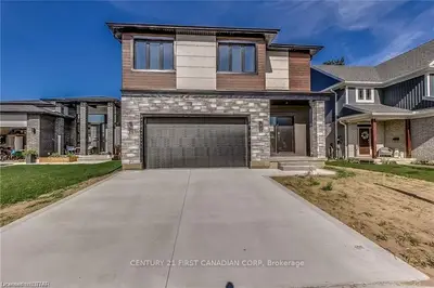 1648 APPLEROCK Avenue, London North, ON N6G 0X6