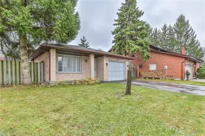 268 BLUE FOREST Place, London North, ON N6G 4H7