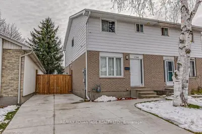 1784 Aldersbrook Road, London North, On N6g 3e4