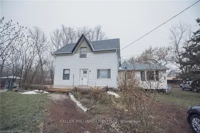 2115 W FANSHAWE PARK Road W, London North, ON N6H 5L2