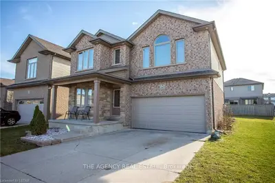 162 Tanoak Drive 40, London North, ON N6G 5R3