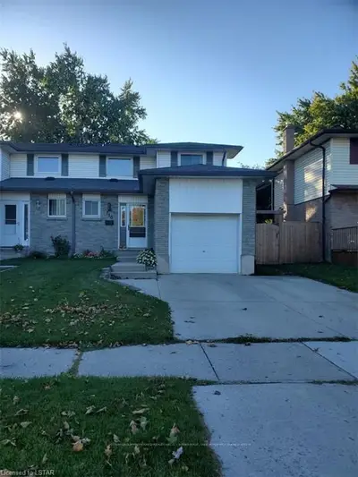 716 MILLBANK Drive, London South, ON N6E 1S2