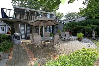 17 EILBER Road, Lambton Shores, ON N0M 1T0
