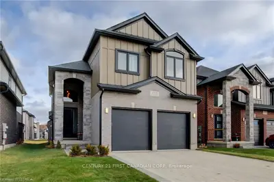 2370 WICKERSON Road, London South, ON N6K 0H6