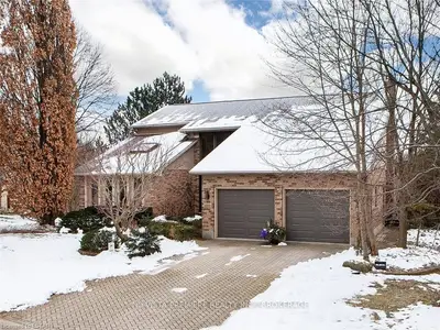 104 BALNAGOWAN Place, London North, ON N6G 4E6