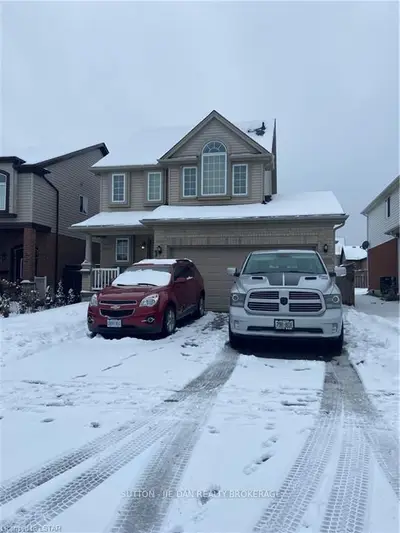 995 Oakcrossing Road, London North, ON N6H 0A7