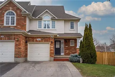 754 SILVERSMITH Street, London North, ON N6H 5R7