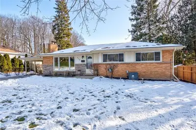 439 HIBISCUS Avenue, London North, ON N6H 3P1