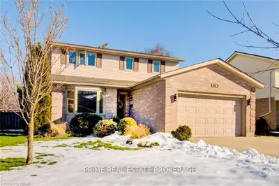 181 MCTAGGART Court, London North, ON N5X 3L9