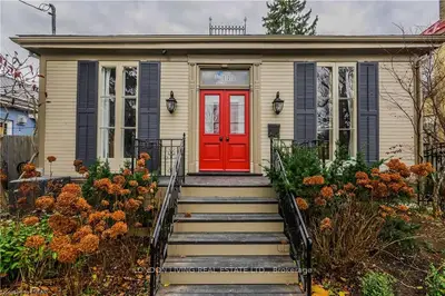 143 DUCHESS Avenue, London South, ON N6C 1N8