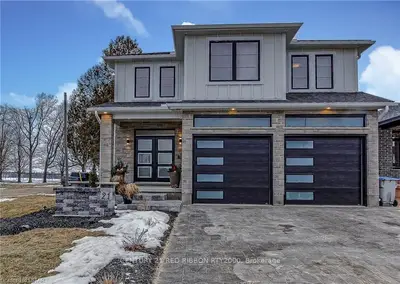 21 ARMSTRONG STREET Street, Strathroy-Caradoc, ON N0L 1W0