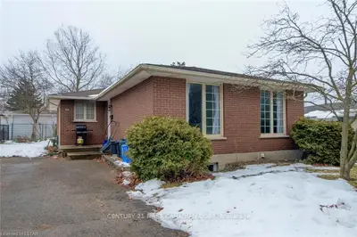 480 CASTLEGROVE Boulevard, London North, ON N6G 1K8
