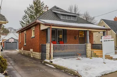 63 BEATTIE Avenue, London East, ON N5W 2P1