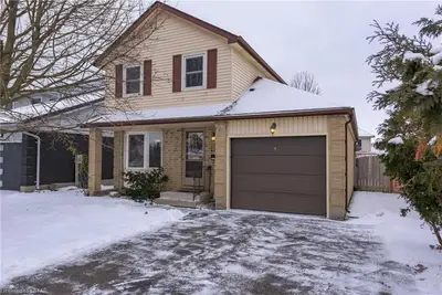 1111 ALDERSBROOK Road, London North, ON N6G 2X2