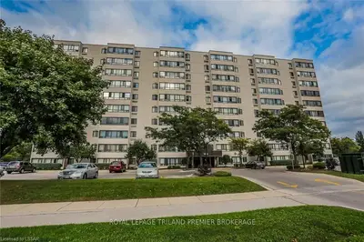 1600 ADELAIDE Street N 409, London North, ON N5X 3H6