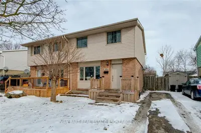 103 AUGUSTA Crescent, London South, ON N6E 2C9