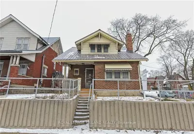 590 HIGHBURY Avenue N, London East, ON N5W 4K9
