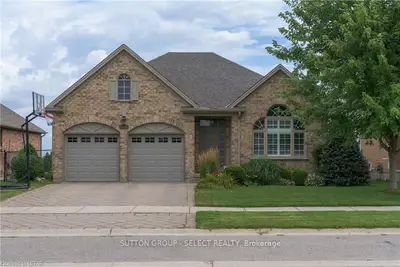 1876 IRONWOOD Road, London South, ON N6K 5C7