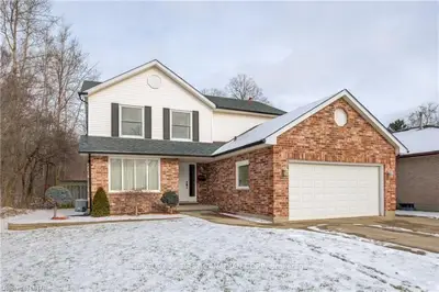 308 FERNDALE Avenue, London South, ON N6C 5K6