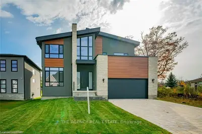 53 EDWIN Drive, London South, ON N6C 2S9