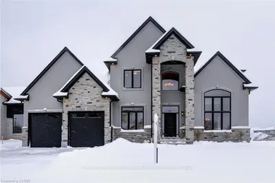7400 SILVER CREEK Crescent, London South, ON N6P 0G7
