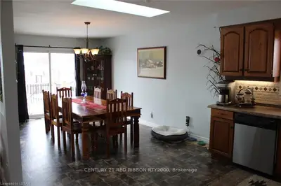 178 SOUTHFIELD Drive, Strathroy-Caradoc, ON N7G 3V4