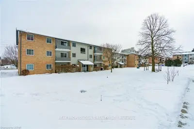 635 WONDERLAND Road S 4, London South, ON N6K 1M1
