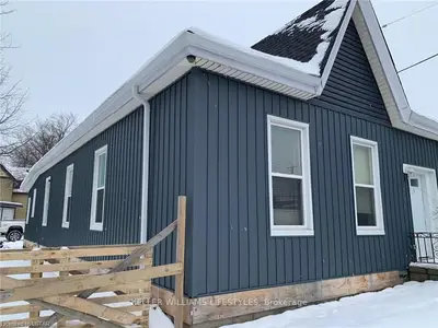 445 Hamilton Road, London East, ON N5Z 1S2