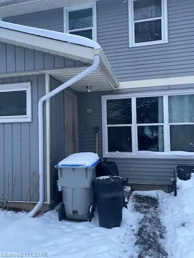 21 ST. CHARLES Place, Huron East, ON N0M 1L0
