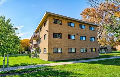 1830 DUMONT Street 108, London East, ON N5W 2S1