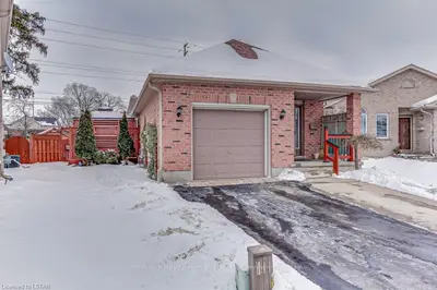 1372 ASPENRIDGE Crescent, London East, ON N5Y 5P1