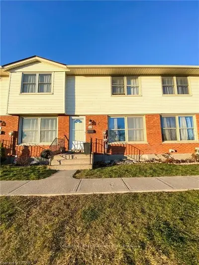 51 SHOLTO Drive 60, London South, ON N6E 2H9